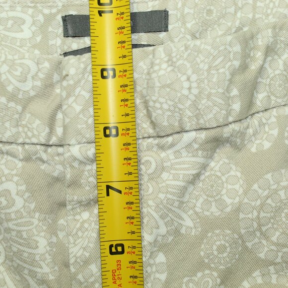 Gap Women's Size 12 Beige Paisley Mid Rise 4" Shorts - Picture 4 of 6